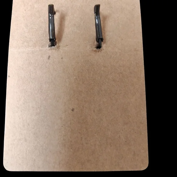 Swarovski Crystal Earrings & Bracelet Set - Picture 5 of 5